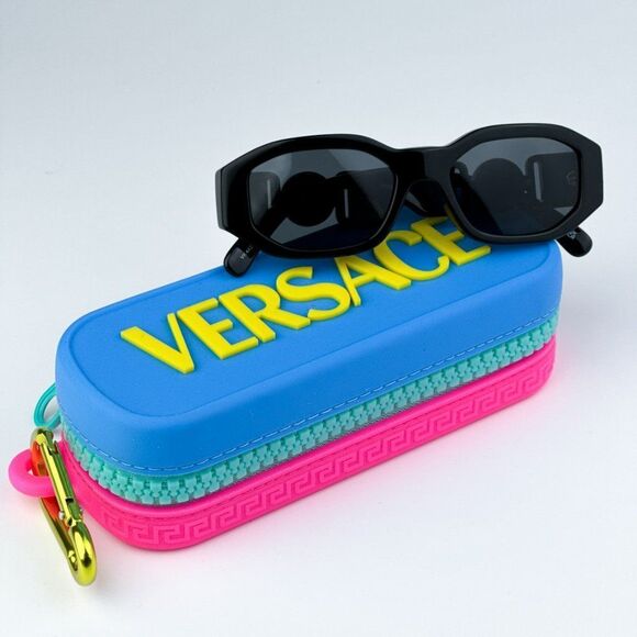 NEW Versace KIDS VK4429U GB1/87 Black Dark Grey Gold Rectangle Kids Sunglasses - Picture 4 of 12